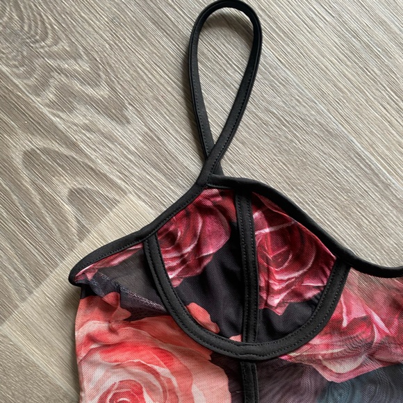 Sheer Buster Crop Top - Picture 2 of 4